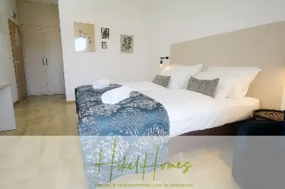 340m² Villa mit Pool auf der Insel Ciovo - vollständig möbiliert - auch Boutiquehotel möglich — Bild 9