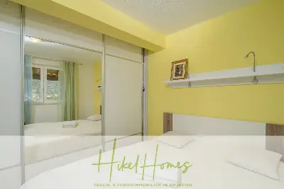 Meerblick Appartementhaus mit 3 Wohnungen, Karten, Terrassen — Bild 11