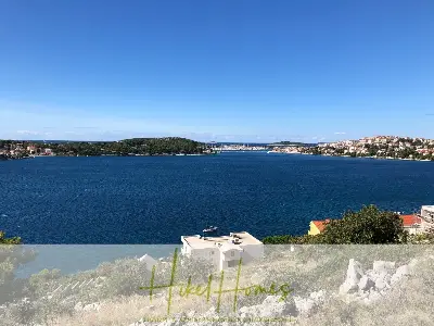 Luxus Villa Zlato - sehr ruhige Wohngegend - eigener Meerzugang, Boje, Pool, Lift und 391m² WFL — Bild 17