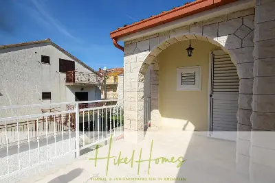300m² Villa in 2. Reihe zum Meer mit großem Grundstück mit Erweiterungspotential — Bild 20