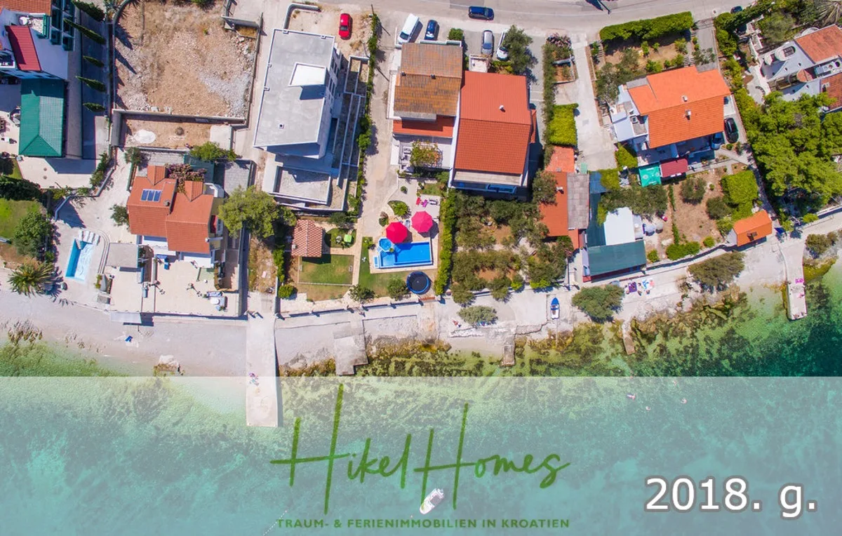 1. Reihe dirkt Meer mit 5 SZ, Pool, Jacuzzi, ... auf der Insel Ciovo (bei Trogir mit 2 Brücken) — Bild 4