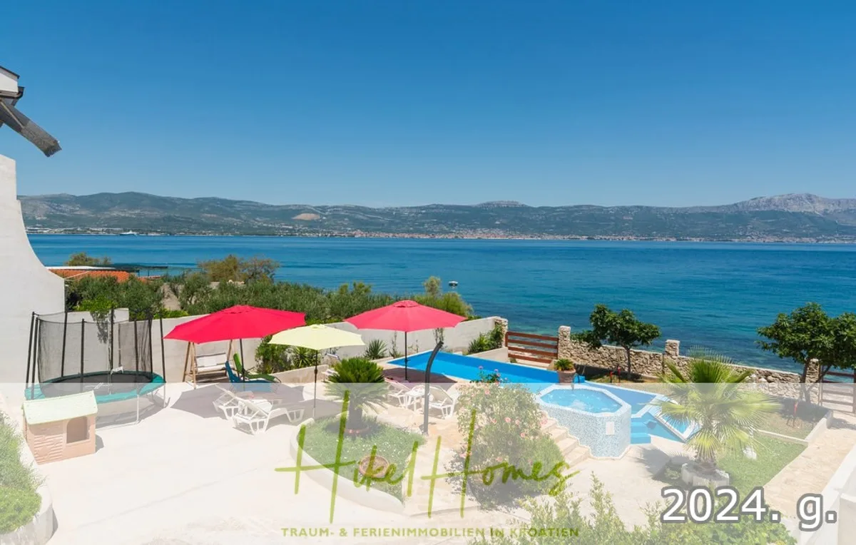 1. Reihe dirkt Meer mit 5 SZ, Pool, Jacuzzi, ... auf der Insel Ciovo (bei Trogir mit 2 Brücken) — Bild 3