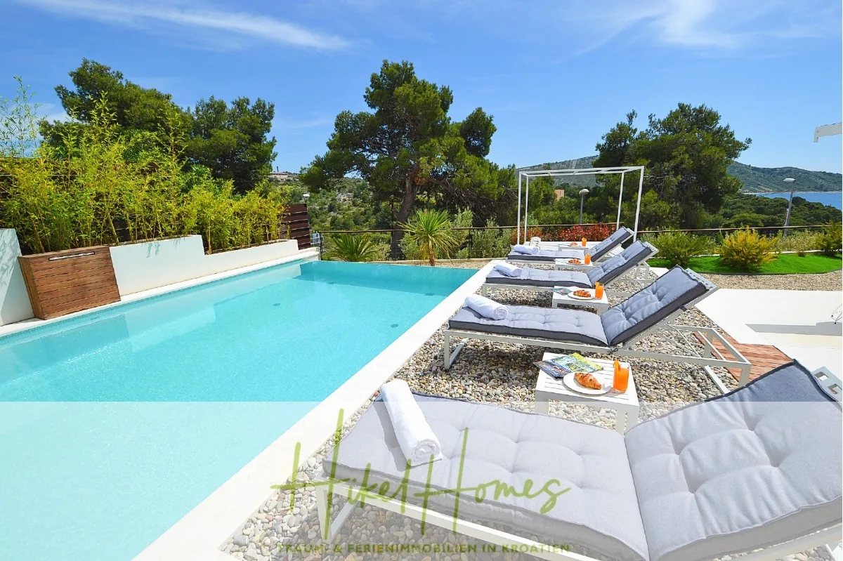 Sehr großzügige Meerblick Villa mit 300m² auf 800m² Grundstück, 4 Garagen, Pool, Terrassen — Bild 5