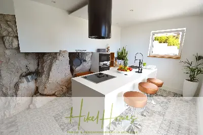 Sehr großzügige Meerblick Villa mit 300m² auf 800m² Grundstück, 4 Garagen, Pool, Terrassen — Bild 14