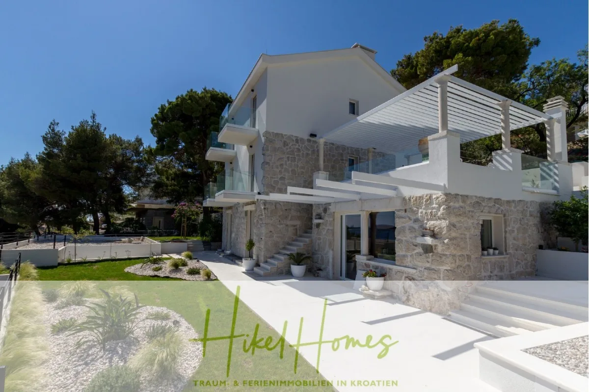 Sehr großzügige Meerblick Villa mit 300m² auf 800m² Grundstück, 4 Garagen, Pool, Terrassen — Bild 1