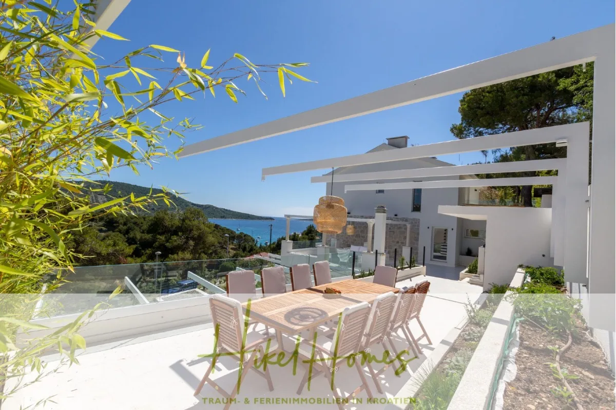 Sehr großzügige Meerblick Villa mit 300m² auf 800m² Grundstück, 4 Garagen, Pool, Terrassen — Bild 4