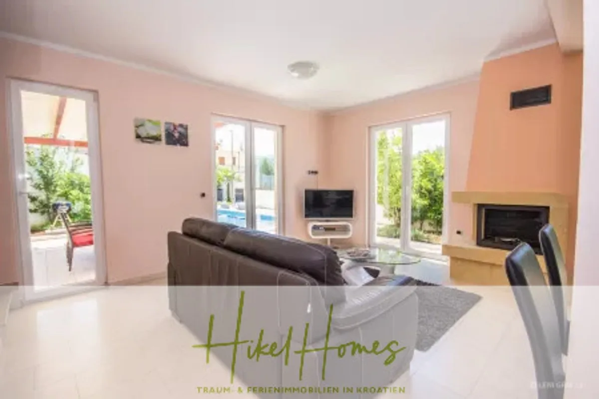 Villa im Mittelmeerstil mit 3 SZ, Pool, Dachterrasse mit Meerblick - möbiliert (15) — Bild 4