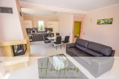 Villa im Mittelmeerstil mit 3 SZ, Pool, Dachterrasse mit Meerblick - möbiliert (15) — Bild 7