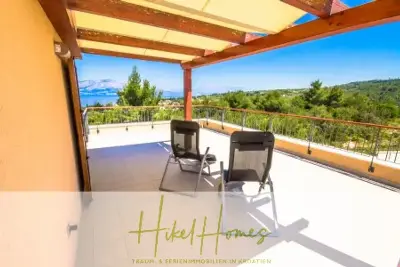 Villa im Mittelmeerstil mit 3 SZ, Pool, Dachterrasse mit Meerblick (7) — Bild 6