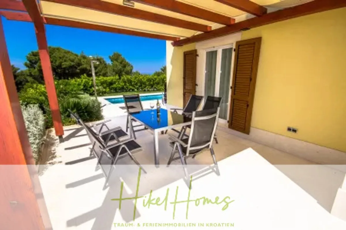 Villa im Mittelmeerstil mit 3 SZ, Pool, Dachterrasse mit Meerblick (2) — Bild 4