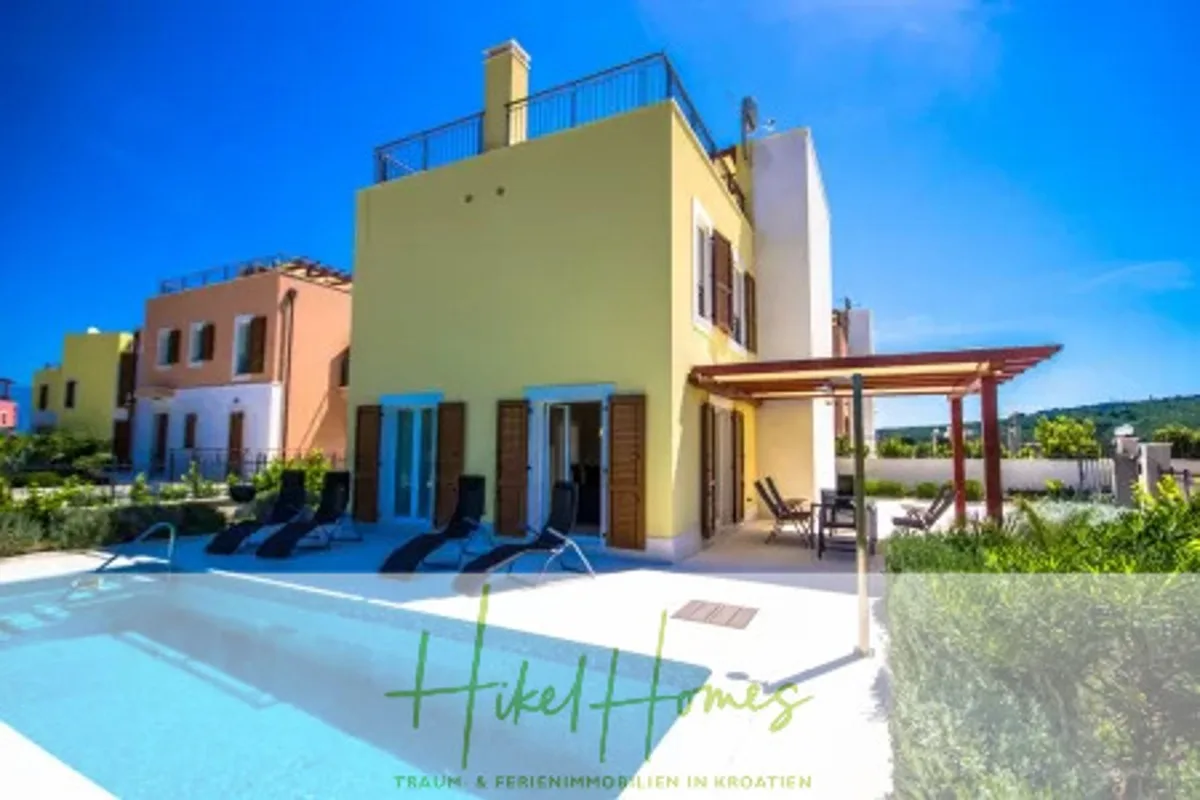 Villa im Mittelmeerstil mit 3 SZ, Pool, Dachterrasse mit Meerblick (2) — Bild 3