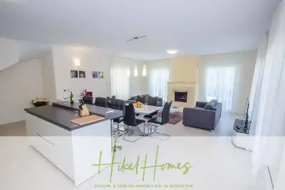 Villa im Mittelmeerstil mit 3 SZ, Pool, Dachterrasse mit Meerblick (2) — Bild 10