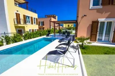 Villa im Mittelmeerstil mit 3 SZ, Pool, Dachterrasse mit Meerblick (1) — Bild 7