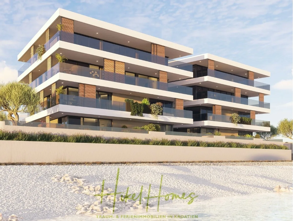1. Reihe hochwertige Neubau-Meerblick Wohnung mit 2 SZ, Terrasse und Gemeinschaftspool — Bild 1
