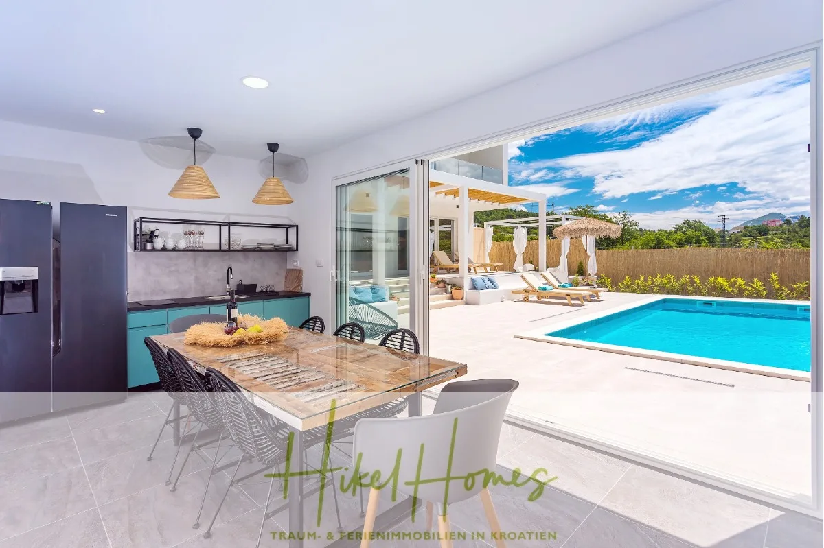 4 Schlafzimmer / 32m² Pool / Sommerküche - Neubauhaus nur 8km von Omis entfernt — Bild 5