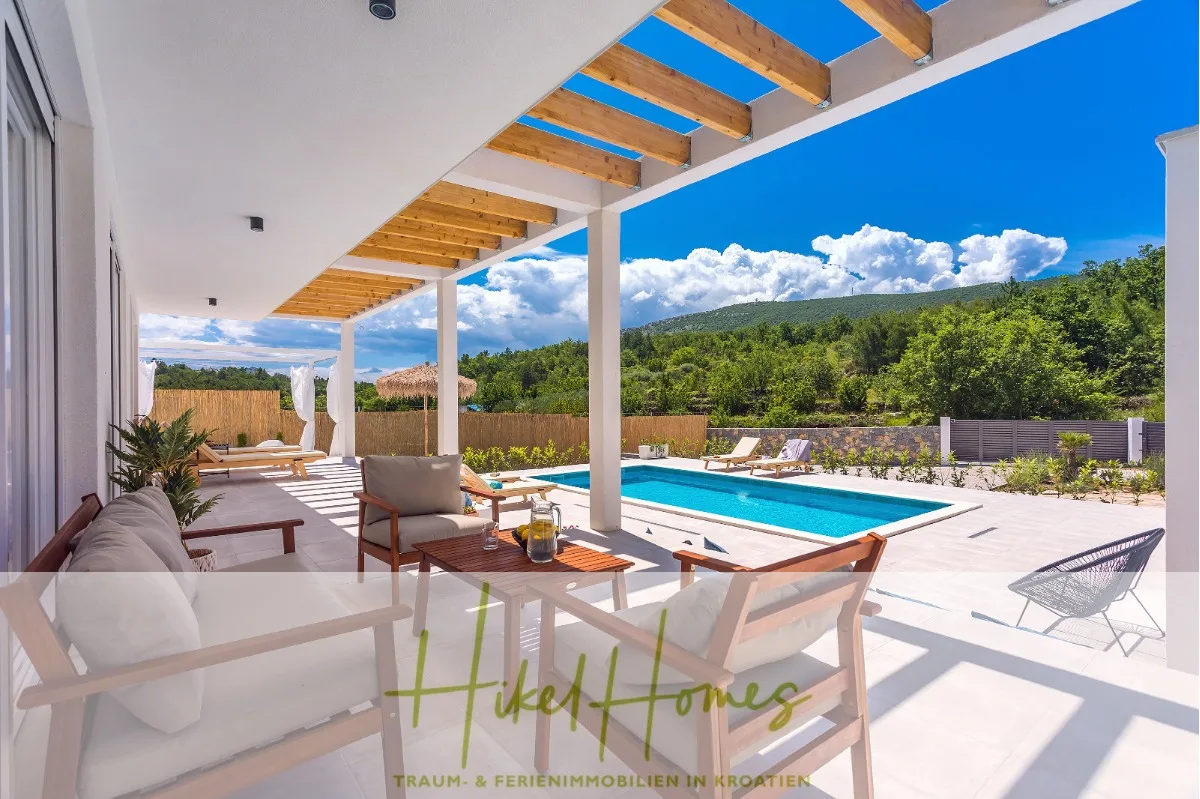 4 Schlafzimmer / 32m² Pool / Sommerküche - Neubauhaus nur 8km von Omis entfernt — Bild 3