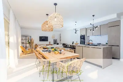 4 Schlafzimmer / 32m² Pool / Sommerküche - Neubauhaus nur 8km von Omis entfernt — Bild 11