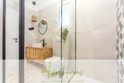 4 Schlafzimmer / 32m² Pool / Sommerküche - Neubauhaus nur 8km von Omis entfernt — Bild 23