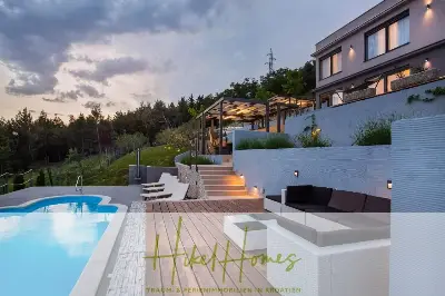 Meerblick auf 2903m² großem Grundstück in wunderbarer Alleinlage am Stadtrand von Split — Bild 25