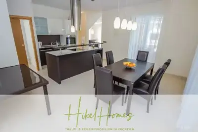 Villa im Mittelmeerstil mit 3 SZ, Pool, Dachterrasse mit Meerblick - möbiliert (9) — Bild 8