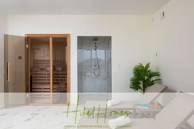 Bezugsfertige Luxus-Meerblick Villa mit 4 SZ, Pool, Sauna, Fitness, Jacuzzi, vollständig möbliert — Bild 16