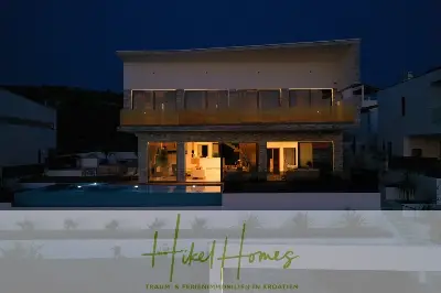 Bezugsfertige Luxus-Meerblick Villa mit 4 SZ, Pool, Sauna, Fitness, Jacuzzi, vollständig möbliert — Bild 22