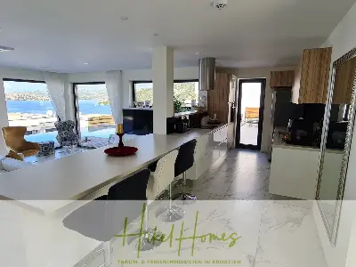 Bezugsfertige Luxus-Meerblick Villa mit 4 SZ, Pool, Sauna, Fitness, Jacuzzi, vollständig möbliert — Bild 8