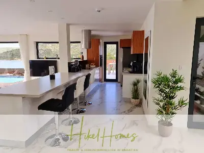 Seeview 2 von 3 | Möbilierte Luxus-Meerblick Villa mit 4 SZ, Pool, Sauna, Fitness, Jacuzzi, — Bild 18